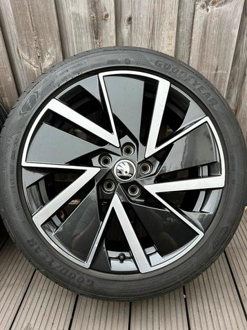 Originele Skoda Otavia IV Vega Aero 18 inch velgen 224/45R18 beschikbaar voor biedingen