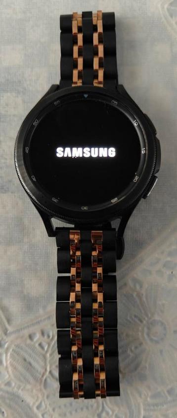 Galaxy Watch 5 met oplader, doos en extra bandjes beschikbaar voor biedingen