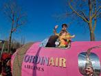 Carnavalswagen  'Ordinair Airlines' vliegtuig loopgroep, Ophalen, Zo goed als nieuw, Feestartikel, Carnaval