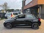 Audi A1 1.4 TFSI LED XENON ABT FRONTLIP SIDESK DIFF SPORTUIT, Auto's, Voorwielaandrijving, Euro 5, 4 stoelen, Leder en Stof