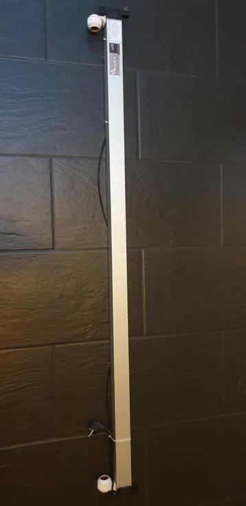 Te koop tl armatuur voor 1 t8 lamp van 58 watt lampen +/- 15 beschikbaar voor biedingen
