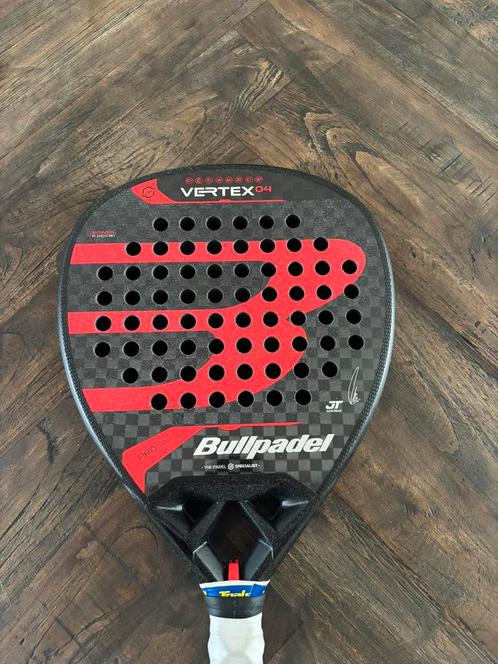 Bullpadel Vertex 04 ‘24, Sport en Fitness, Padel, Zo goed als nieuw, Padelracket, Ophalen of Verzenden