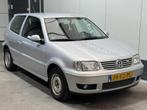 Volkswagen Polo 1.4 Trendline, Gebruikt, Zwart, 4 cilinders, 60 pk