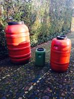 regenton 220 liter 58 cm br 104 cm hoog  links op foto € 22, Kunststof, Gebruikt, Met kraantje, 150 liter of meer