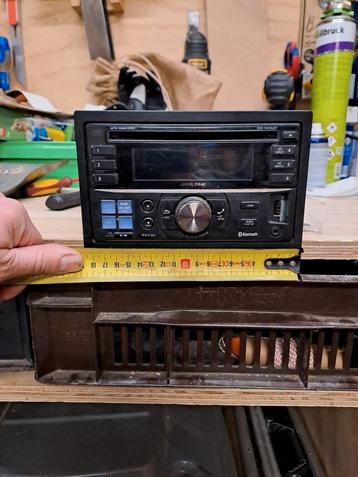 Alpine Auto radio cd. Dubbeldin. Dubbel din. beschikbaar voor biedingen