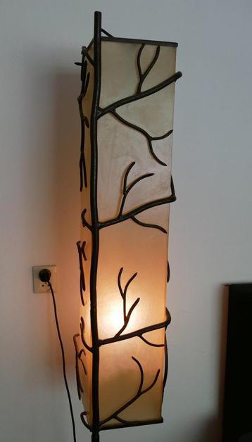 Mooie handgemaakte designlamp  beschikbaar voor biedingen