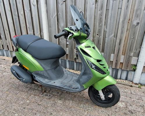 Piaggio Zip, Fietsen en Brommers, Scooters | Piaggio, Gebruikt, Zip, Benzine, Ophalen