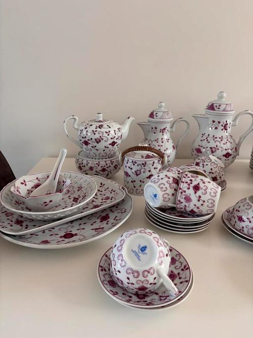 Handgemaakt 68 delig servies China Purpur August Warnecke, Antiek en Kunst, Antiek | Servies compleet, Ophalen