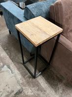 Mangohout bijzettafel, Ophalen
