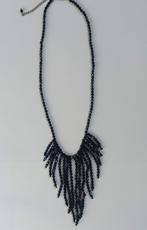 Zwarte kralen ketting, Ophalen of Verzenden, Zo goed als nieuw, Zwart, Overige materialen