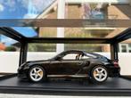 1:18 Porsche 911 996 Turbo S olijfgroen 2000 Autoart Dealer, Auto, Autoart, Ophalen of Verzenden, Zo goed als nieuw