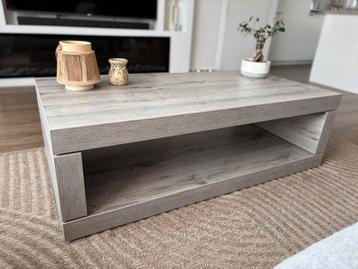 Salontafel in nieuwstaat! Grijs eiken kleur beschikbaar voor biedingen