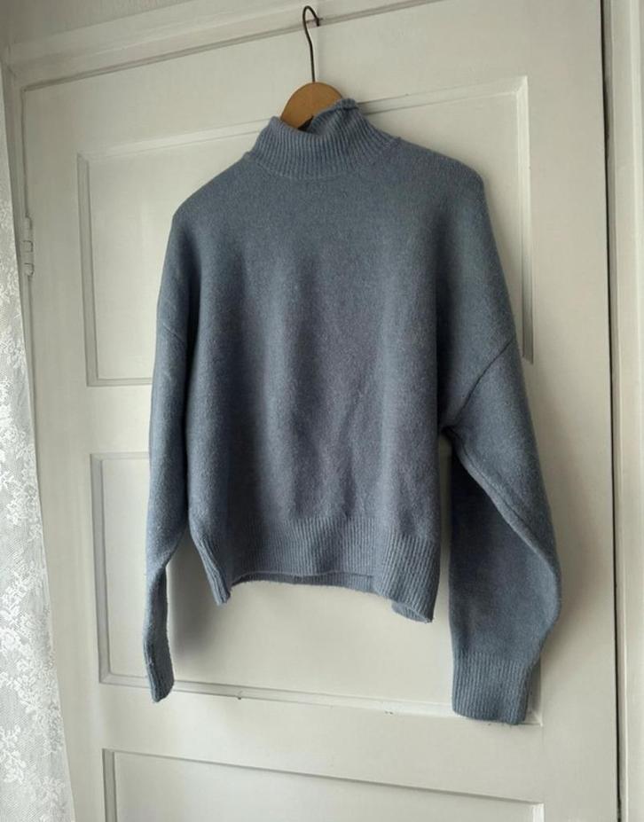 Prachtige lichtblauwe oversized warme koltrui trui Zara M, Kleding | Dames, Truien en Vesten, Gedragen, Maat 38/40 (M), Blauw