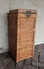 Rieten mand, Ophalen, Gebruikt, Mand, Vierkant