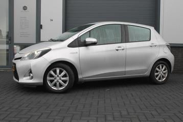 Toyota Yaris 1.5 Full Hybrid Dynamic beschikbaar voor biedingen