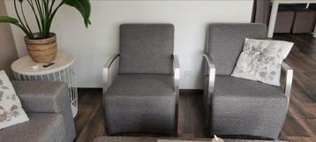 Te koop 2 fauteuils beschikbaar voor biedingen