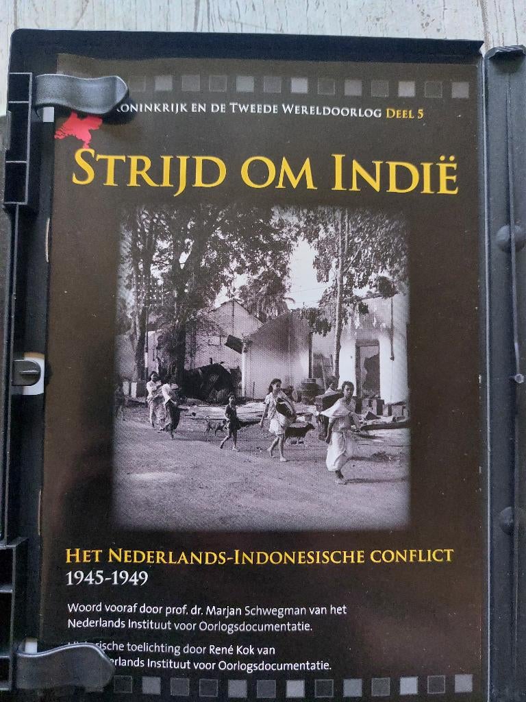 2x DVD over Strijd om Indië 1945 - 1949, Ophalen, 1945 tot heden