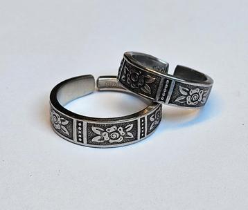 Ring met roosjes van vintage lepel stainless steel