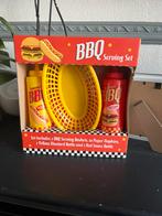 BBQ set, klok, canvas, servethouder, doek & kauwgum automaat, Ophalen, Zo goed als nieuw