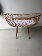 Rotan wieg, Ophalen, Zo goed als nieuw, Wieg