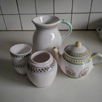 Fries cornelis wirdum  servies beschikbaar voor biedingen
