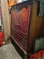 Antieke kast, Ophalen