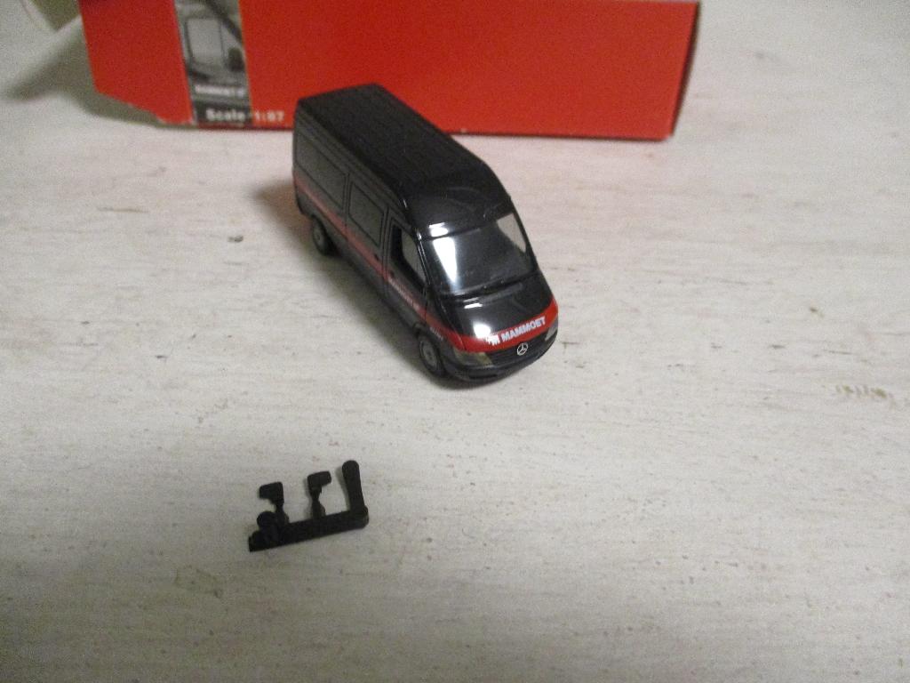 Mammoet Sprinter Herpa Schaal 1:87, Hobby en Vrije tijd, Modelauto's | 1:87, Ophalen, Nieuw, Bus of Vrachtwagen, Herpa
