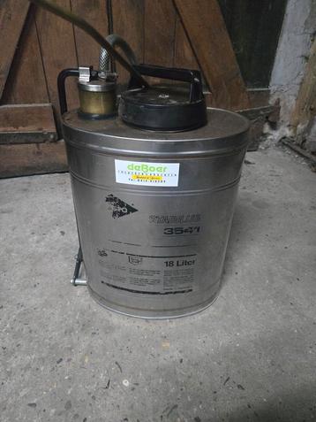 Rugspuit Stabilus 18 ltr + manometer (FPM) Mesto vergifspuit beschikbaar voor biedingen