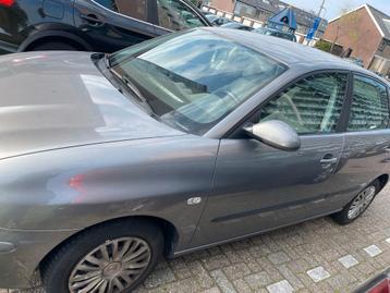 Seat Cordoba 1.4 16V 55KW 2003 Grijs beschikbaar voor biedingen