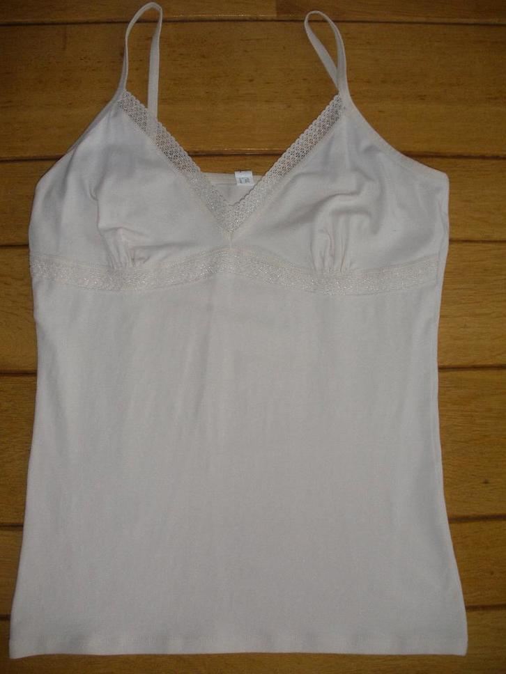 HEMA hemd ecru met kant maat L - nieuw -, Kleding | Dames, Tops, Nieuw, Maat 38/40 (M), Beige, Zonder mouw, Ophalen of Verzenden