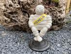 Gietijzeren decoratie Michelin man op kruk, Verzamelen, Merken en Reclamevoorwerpen, Reclamebord, Ophalen of Verzenden, Zo goed als nieuw