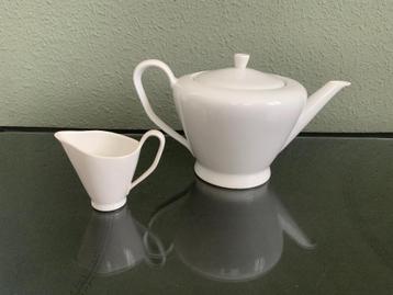 Vintage Theepot Rosenthal Germany beschikbaar voor biedingen