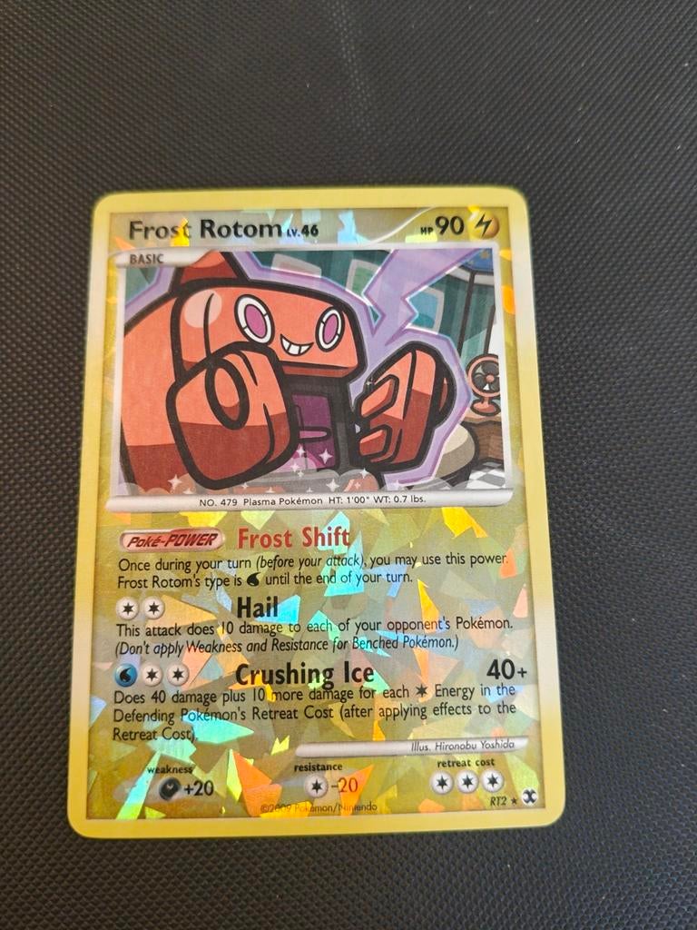 Frost rotom lv46 rt2, Ophalen, Zo goed als nieuw, Losse kaart, Foil