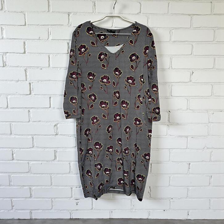 Zilch Jurk Maat L Zwart Wit Paars Streep Bloemen Print, Kleding | Dames, Jurken, Zo goed als nieuw, Maat 42/44 (L), Zwart, Onder de knie