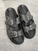 Guess sandalen zwart/grijs  maat 42 zgan, Kleding | Heren, Schoenen, Slippers, Zwart, Ophalen of Verzenden, Zo goed als nieuw