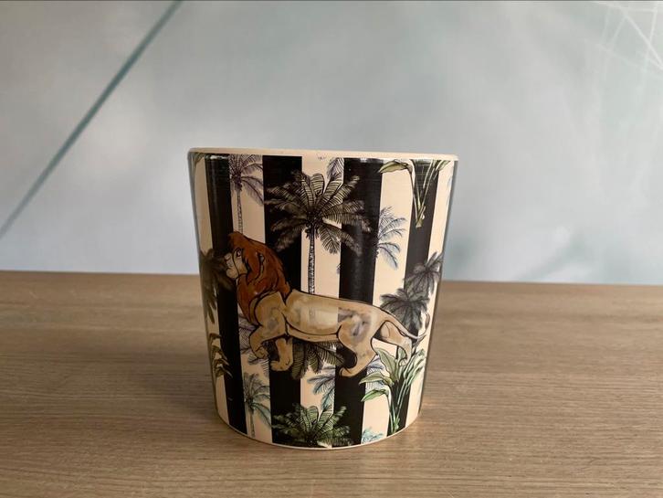Schattige Disney Collection bloempot, Tuin en Terras, Bloempotten, Zo goed als nieuw, Aardewerk, Minder dan 25 cm, Rond, Ophalen of Verzenden