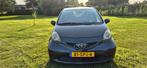 Toyota Aygo 1.0-12V NIEUWE APK AIRCO NETJES, Voorwielaandrijving, Gebruikt, 4 stoelen, 68 pk