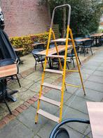 vintage huishoudtrap, keukentrap, schilderstrap, Doe-het-zelf en Verbouw, Ladders en Trappen, Ophalen, Gebruikt, Minder dan 2 meter