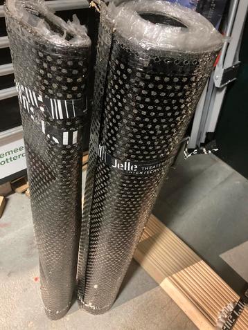 2 rollen dakbedekking beschikbaar voor biedingen