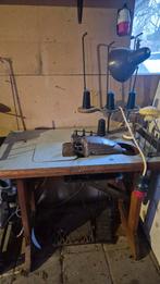 Union Special Industriële Lockmachine - Krachtstroom, Antiek en Kunst, Ophalen