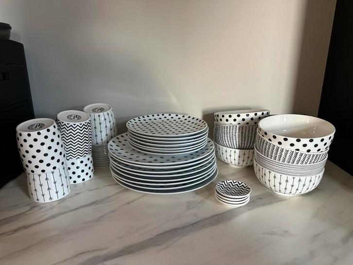 Xenos Kasitoo Servies - Compleet!, Huis en Inrichting, Keuken | Servies, Gebruikt, Compleet servies, Overige stijlen, Aardewerk