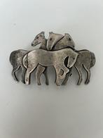 Handgemaakte Metalen Haarspeld Frankrijk Paarden, Sieraden, Tassen en Uiterlijk, Broches, Ophalen of Verzenden, Zo goed als nieuw
