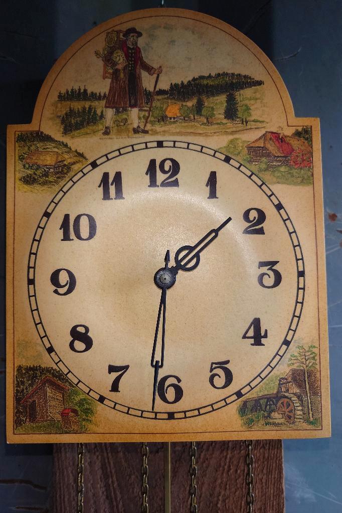 Appeltjesklok of Schwarzwalder klokje, Antiek en Kunst, Antiek | Klokken, Ophalen