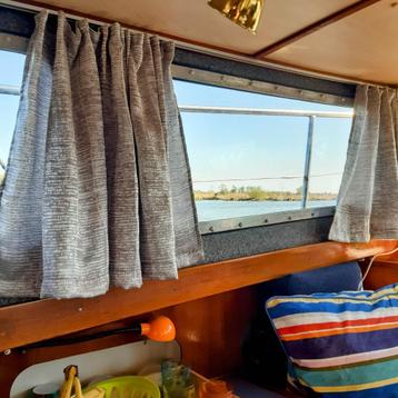 Gordijntjes op maat | Ankidee Naaiatelier Leeuwarden beschikbaar voor biedingen