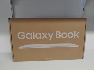 Samsung Galaxy Book4/ NP750XGJ-KG4NL NIEUW IN DOOS WINDOWS11 beschikbaar voor biedingen