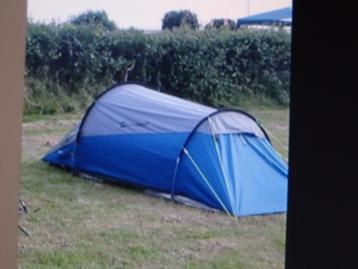 Te koop 2 pers. dubbeldakstent merk Outwell type Earth 2 beschikbaar voor biedingen