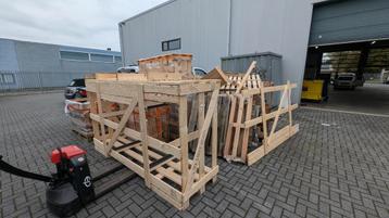 Gratis Gratis hout tel 0625189472 beschikbaar voor biedingen