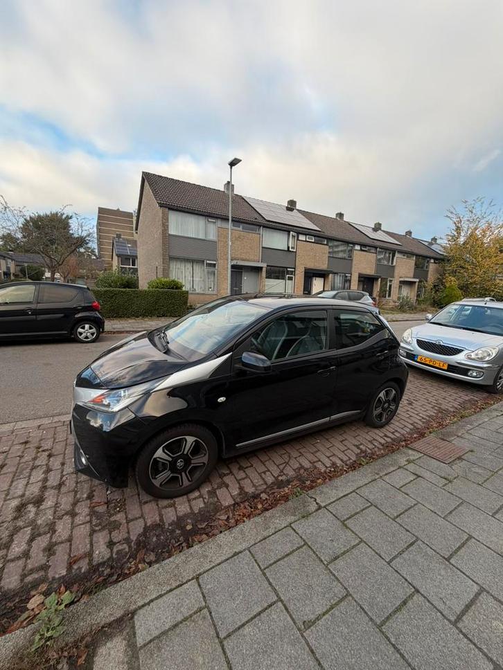 Toyota Aygo x keyless camera full optie, Auto's, Toyota, Particulier, Aygo, ABS, Achteruitrijcamera, Adaptieve lichten, Adaptive Cruise Control