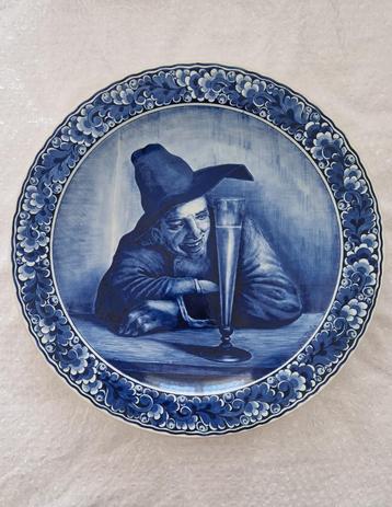 Wandbord Zenith Gouda Delfst Blauw 41cm "Drinker" beschikbaar voor biedingen