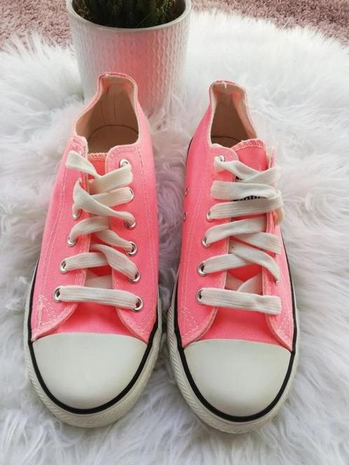 Nieuwe roze Converse All Stars, Kleding | Dames, Schoenen, Nieuw, Sneakers of Gympen, Roze, Ophalen of Verzenden